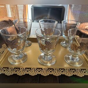 Six vintage Mcm retro gold leaf cocktail glasses